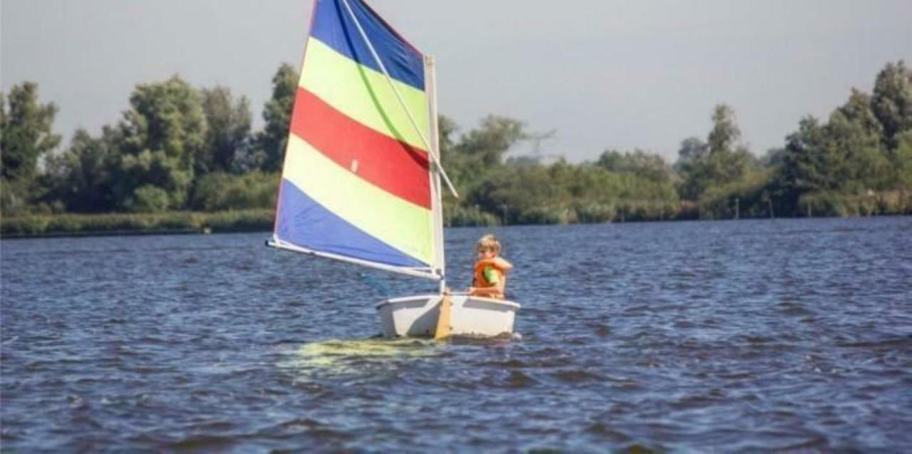 SuameerKajuit423 6Pers 5Sterren Vakantiepark Bergumermeer Aan Het Water In Friesland Met Zwembad别墅 外观 照片